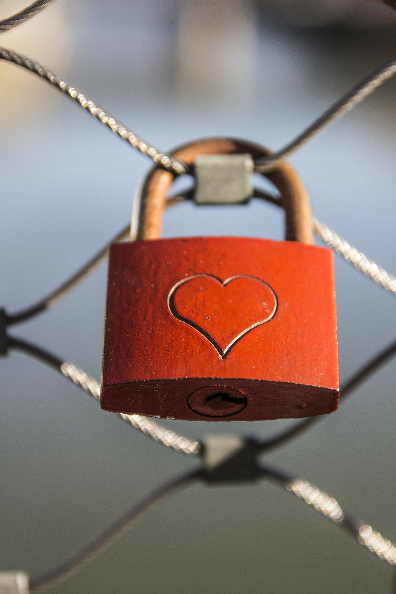 Wenn Liebe blind macht Das teure Geschäft mit der Partnersuche