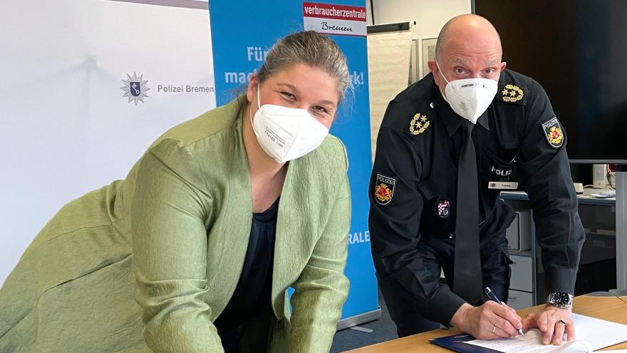 Dr. Annabel Oelmann und Dirk Fasse