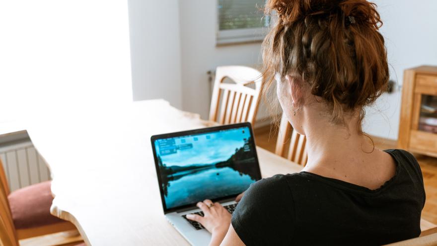 Arbeiten im Homeoffice verbraucht viel Energie, Verbraucherzentrale Bremen