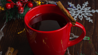 beliebtes wintergetränk glühwein